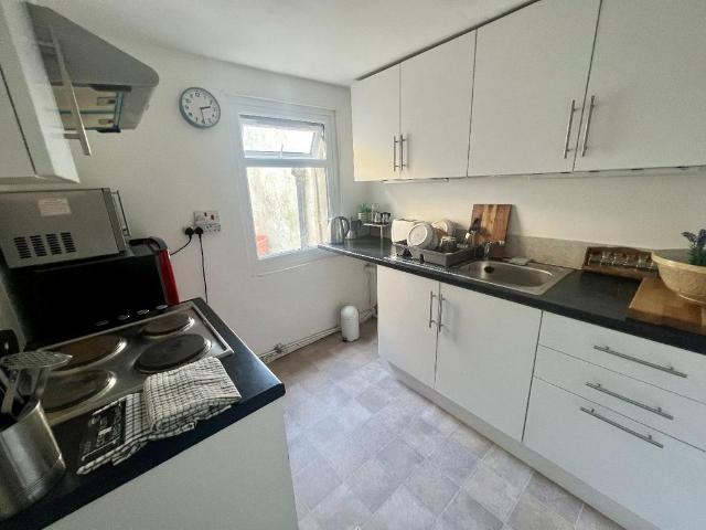 Hastings, East Sussex 1 bed maisonette to rent £950 pcm £219 pw