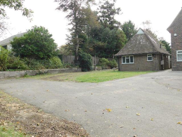 Hastings Road, Battle 2 bed cottage to rent £1,100 pcm £254 pw