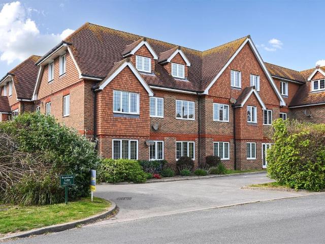 Hastings Road, Bexhill On Sea TN40, 2 bed flat to rent, £1,000 pcm | PrimeLocation