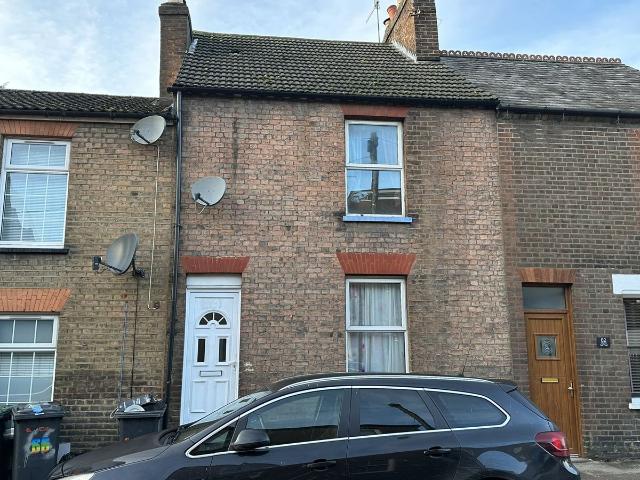 Hastings Street, Luton, Bedfordshire LU1, 4 bed terraced house to rent, £1,750 pcm | PrimeLocation