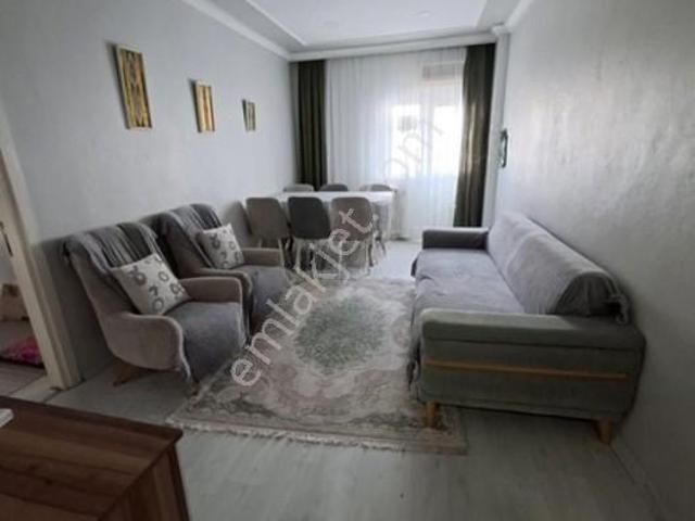 Has Seba'da Kemalpaşa'da 2+1 85m2 Cadde Dibi Satılık 1.kat Daire