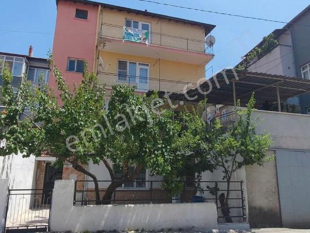 Has Real Estate Gayrimenkul Den Nef Arkasında 2+1 Kiralık Daire