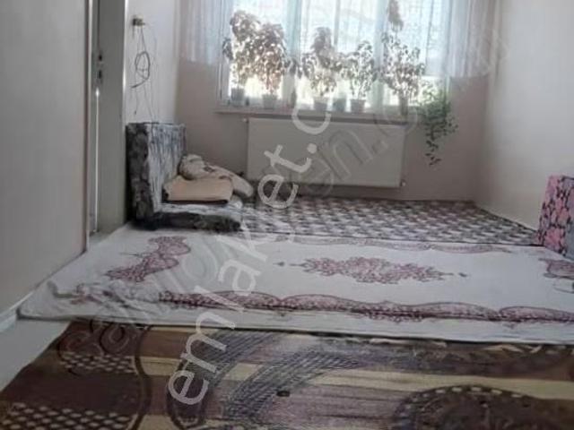 Hasanbey Caddesinde Satılık 2+1 Daire