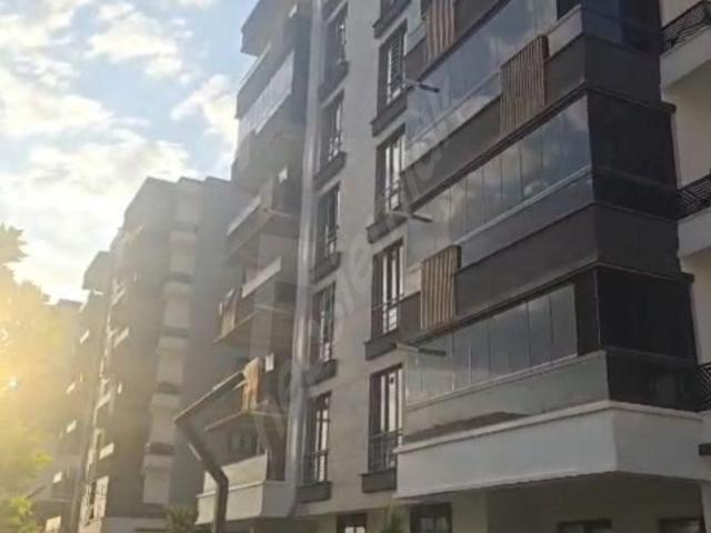 Hasankeyf fenni muayene karşısı 3.5+1 ultra lüks site içi daire