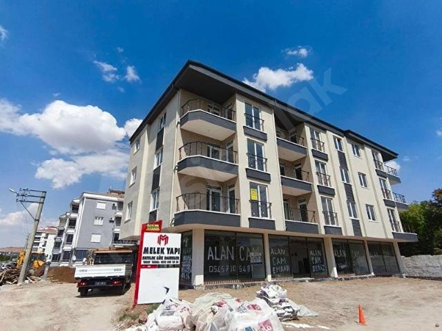 Hasas Mahallesi'nde Satılık Cadde Üzerinde 2+1 Lüks Daireler