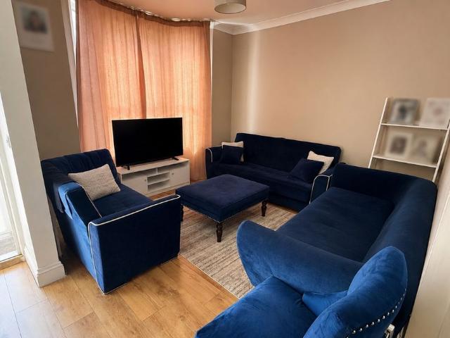 Haselbury Road, Edmonton N18, 4 bed property to rent, £2,175 pcm | PrimeLocation