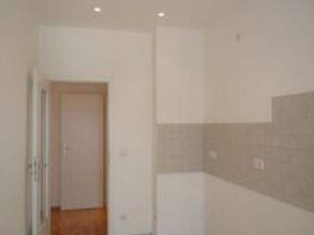 Haselbrunner Str. 120, Wohnung 4 ~~~ Balkon, Bad mit Dusche und Wanne, Abstellraum im Treppenhaus, Keller