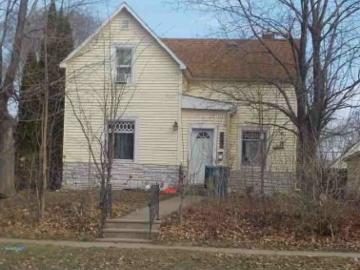 Haskell St E
