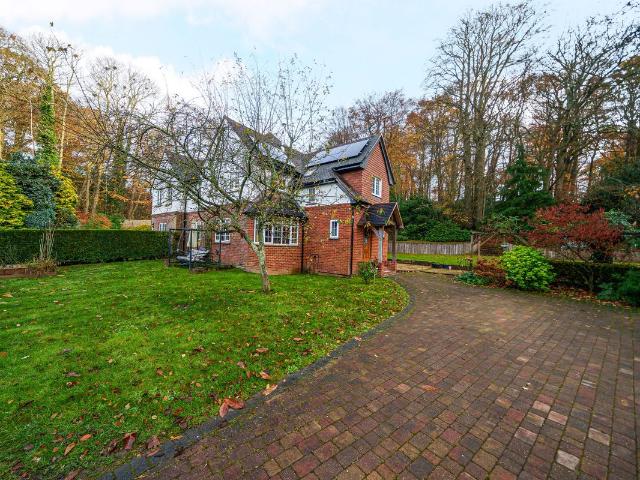 Haslemere Road, Brook GU8, 4 bed semi detached house to rent, £3,950 pcm | PrimeLocation