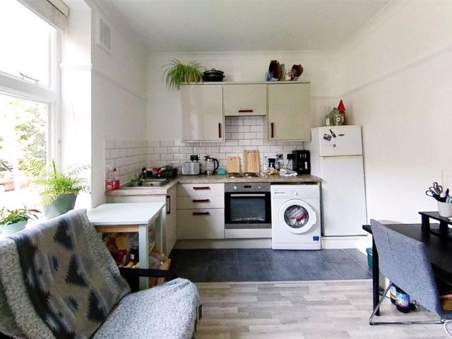 Haslemere Road, London N8, 1 bed flat to rent, £1,750 pcm | PrimeLocation