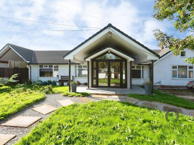 Haslingden Old Road, Accrington BB5 6 bed bungalow to rent £2,900 pcm £669 pw