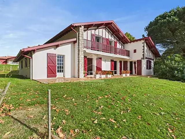 Hasparren 64240 Achat / Vente maison 8 pièces t8