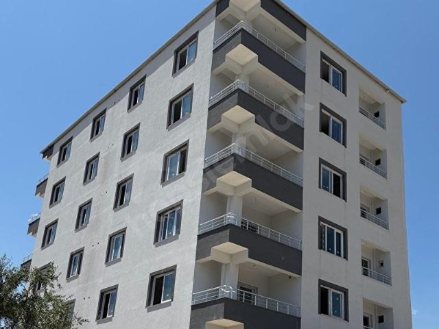 Hassa Yenimahalle Şehir merkezinde depremden sonra yapılmış ara kat satılık 3 + 1 daire