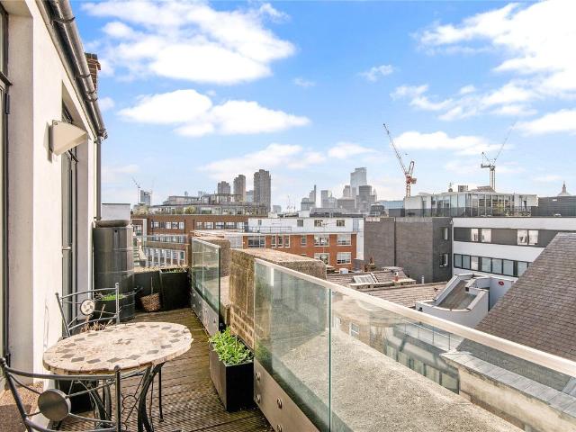 Hatton Garden, London EC1N, 3 bed flat to rent, £4,400 pcm | PrimeLocation