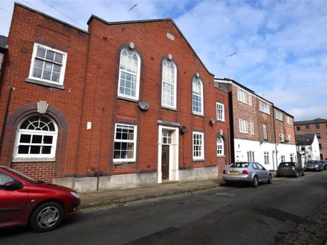 Hatton Street, Macclesfield SK11, 3 bed flat to rent, £1,150 pcm | PrimeLocation