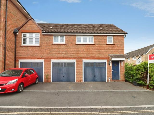 Hatton Road, Bristol BS16, 2 bed flat to rent, £1,400 pcm | PrimeLocation