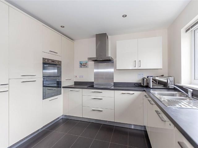 Hatton Road, Cheswick Village, Bristol BS16, 6 bed shared accommodation to rent, £3,600 pcm | PrimeLocation