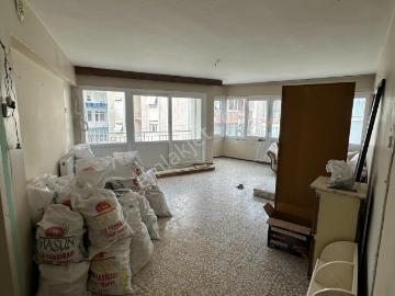 Hatay Cadde Paralelinde 3+1 130m2 Arakat Tadilatlı Dogalgazlı Da