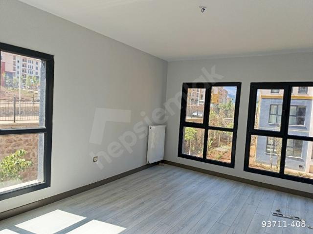 Hatay Hassa yeni TOKİ'lerde kiralık 3+1 çok güzel doğal gazlı daire
