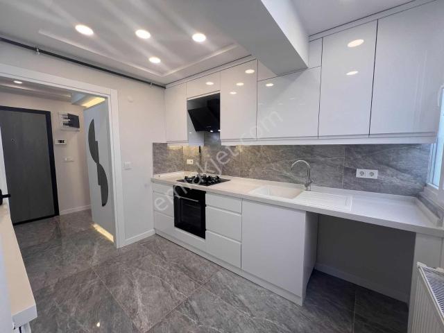 Hatay Metro Yanı 3+1 Satılık Lüks Tadilatlı Daire