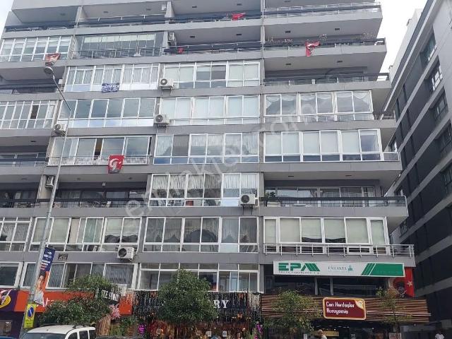 Hatay Metro Durağında Caddeüstü Satılık 4+1 Daire