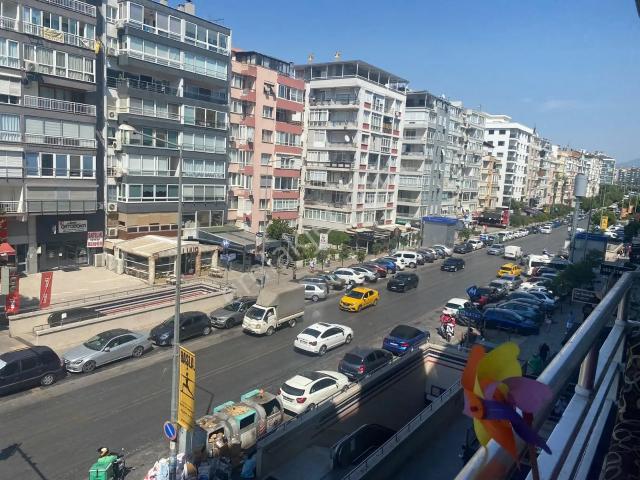 Hatay Metrocıkışı Caddeüzeri Asansörlü Bakımlı Cif Cephe