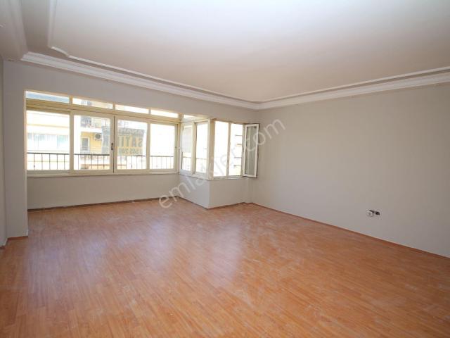 Hatay Murat Reis Mahallesi Bakımlı 3+1