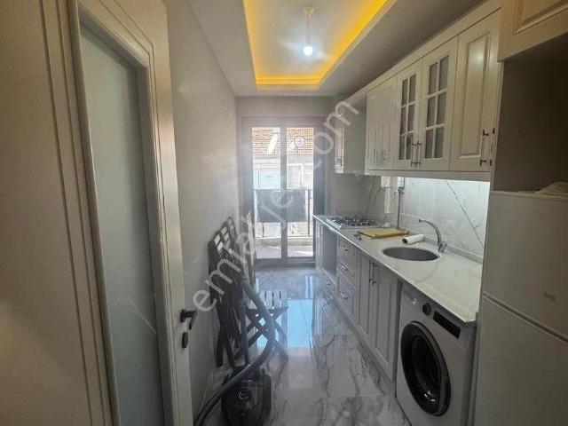 Hatay Noktada Yeni Bina 2 + 1 Asansörlü Çift Cepheli