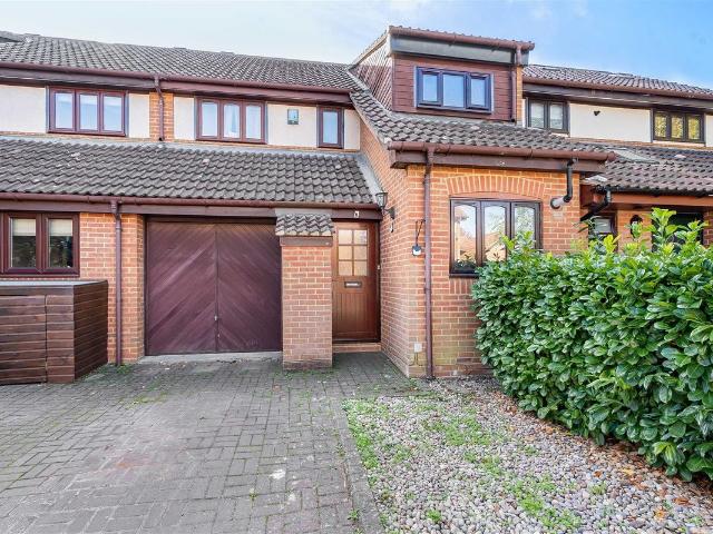 Hatch Place, Kingston Upon Thames KT2, 3 bed terraced house to rent, £3,200 pcm | PrimeLocation