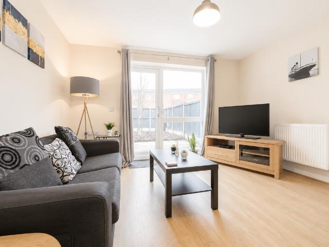 Hatchley Street, Manchester M13, 4 bed shared accommodation to rent, £1,950 pcm | PrimeLocation
