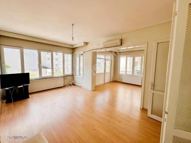 Hatem Hastanesi Yanında Geniş Ve Kullanışlı Kiralık 2+1 Daire