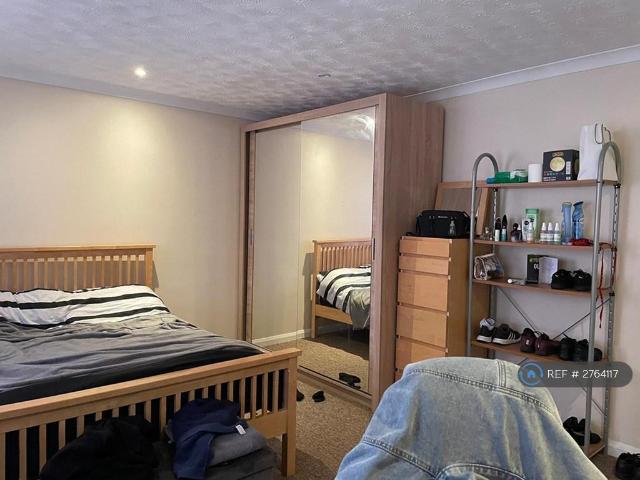 Hatfield, Hatfield, AL10 3 bed flat to rent £1,776 pcm £410 pw