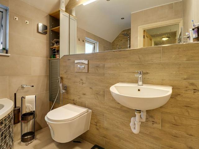Hatfield Road, St Albans, AL1 4SY