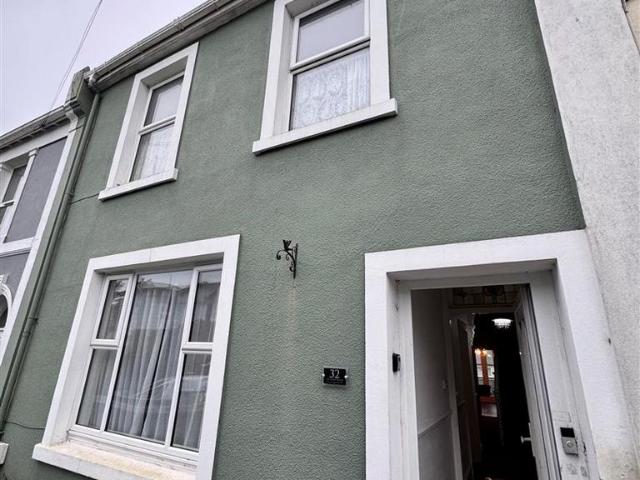 Hatfield Road, Torquay 1 bed in a house share to rent £550 pcm £127 pw