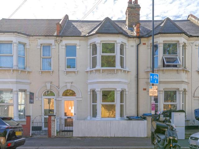 Hathaway Road, West Croydon CR0, 3 bed terraced house to rent, £2,200 pcm | PrimeLocation