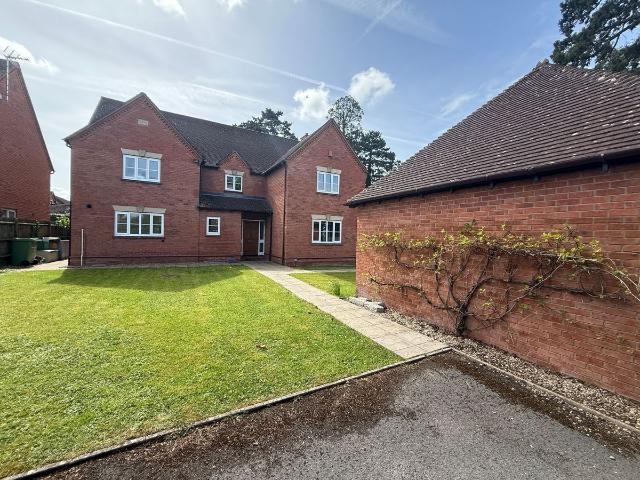 Hatherley Road, Cheltenham GL51, 5 bed detached house to rent, £1,995 pcm | PrimeLocation