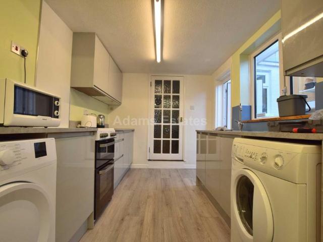 Hatherley Road, Reading 4 bed terraced house to rent £2,300 pcm £531 pw