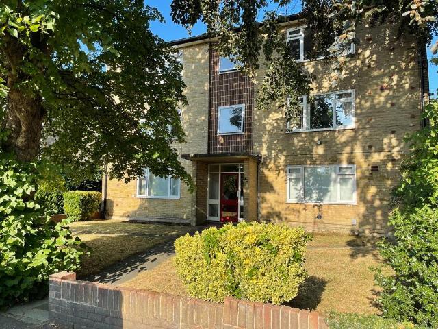 Hatherley Road, Sidcup, DA14 1 bed flat £1,250 pcm £288 pw