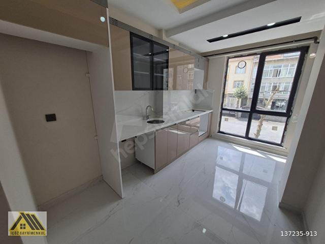 HATİP MAHALLESİNDE 2+1 İSKANLI SIFIR DAİRE ARAÇ TAKASINA AÇIK