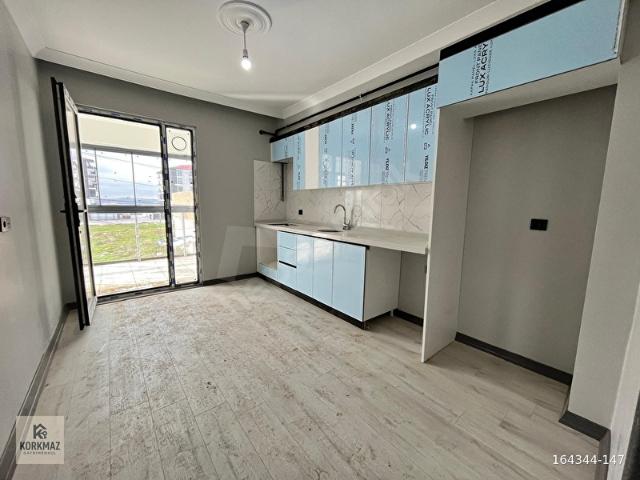 HATİP MAHALLESİNDE SİTE İÇİNDE 2+1 100M2 GENİŞ BALKONLU KİRALIK
