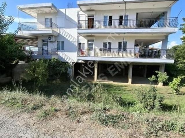 Hatiplerde Köşe Parsel 508 M² Arsa Üzerinde Satılık 2 Katlı 3+1