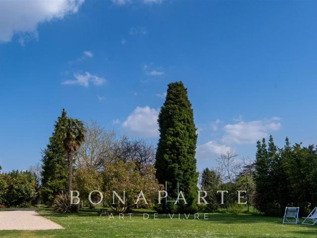 Haut De Billere Demeure Familiale Esprit Campagne En Vil. 293m² Pau