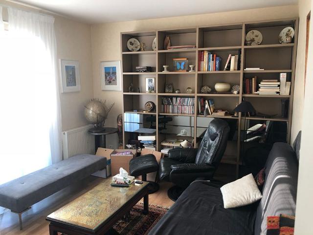 HAUT de IDRON LEE, Maison 136m� sur 800m� de terrain arbor� et cl�tur�, Vue Pyr�n�es