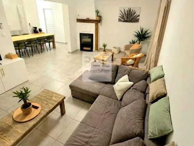 HAUT DE VILLA MEUBLÉ – ENTIÈREMENT RÉNOVÉ – 4 CHAMBRES – TERRASS