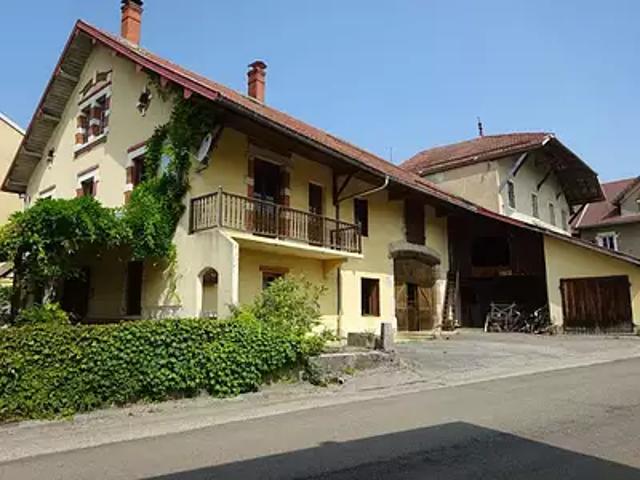 Haut Valromey 01260 Achat / Vente maison 4 pièces t4 terrasse cave
