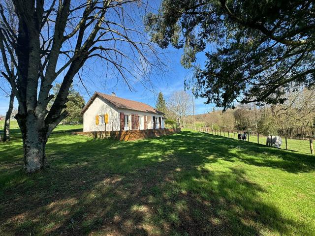Haute Vienne Pavillon Avec Vue Panoramique Exceptionnelle Et Jardin De 3078m2