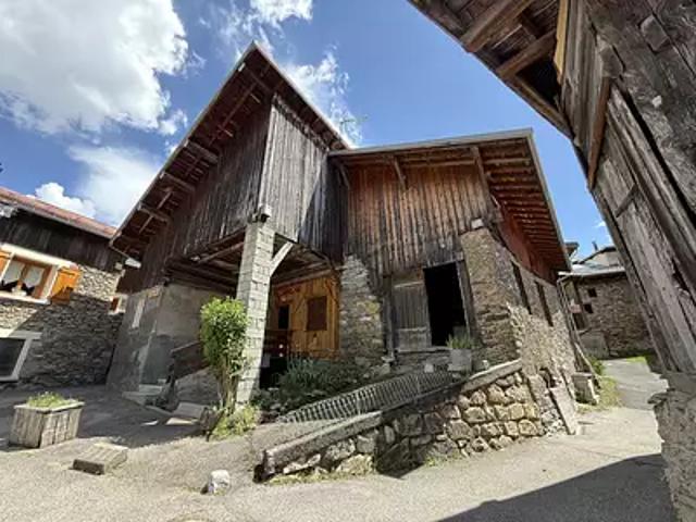 Hautecour 73600 Achat / Vente maison 2 pièces t2