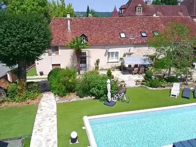 Hautefort 24390 Achat / Vente maison
