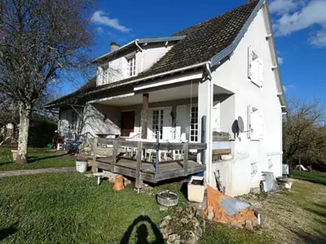 Hautefort 24390 Achat / Vente maison 6 pièces t6