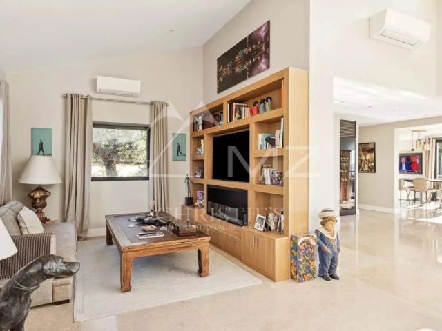Hauteurs de Cannes Villa contemporaine